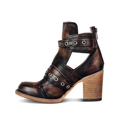 Kitty® | Retro ankle boots with buckle strap for women