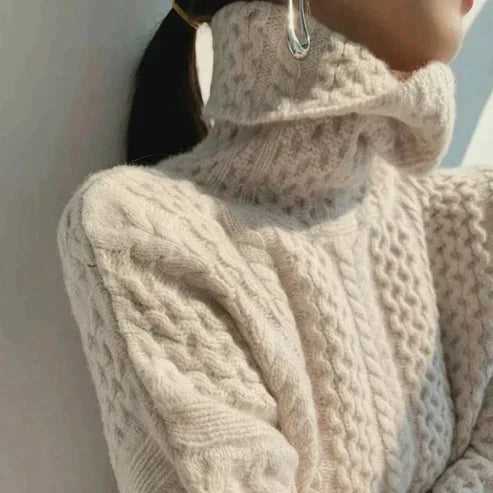 Angelie® | Elegant knitted sweater with texture